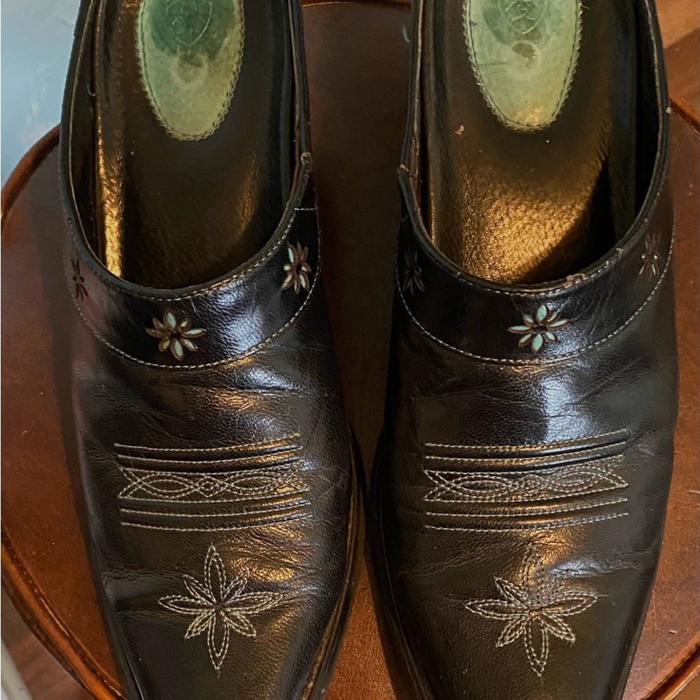 Elegant Black Embroidered western style Ariat Women's Mules